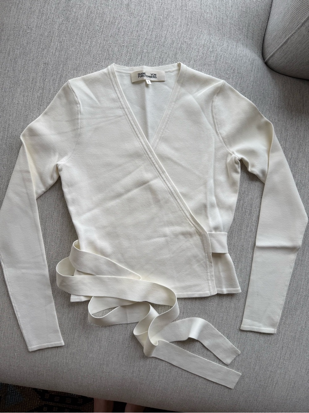 New $220 Diane Von Furstenberg Ballerina Top Sz P/S
